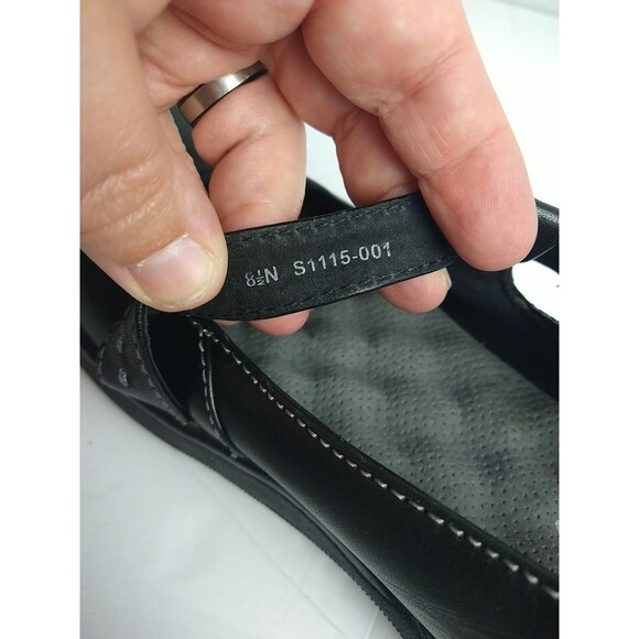 Softwalk Woman Mary Jane Leather 8.5N Black Style S1115-001 Adjustable Flat - Picture 5 of 12